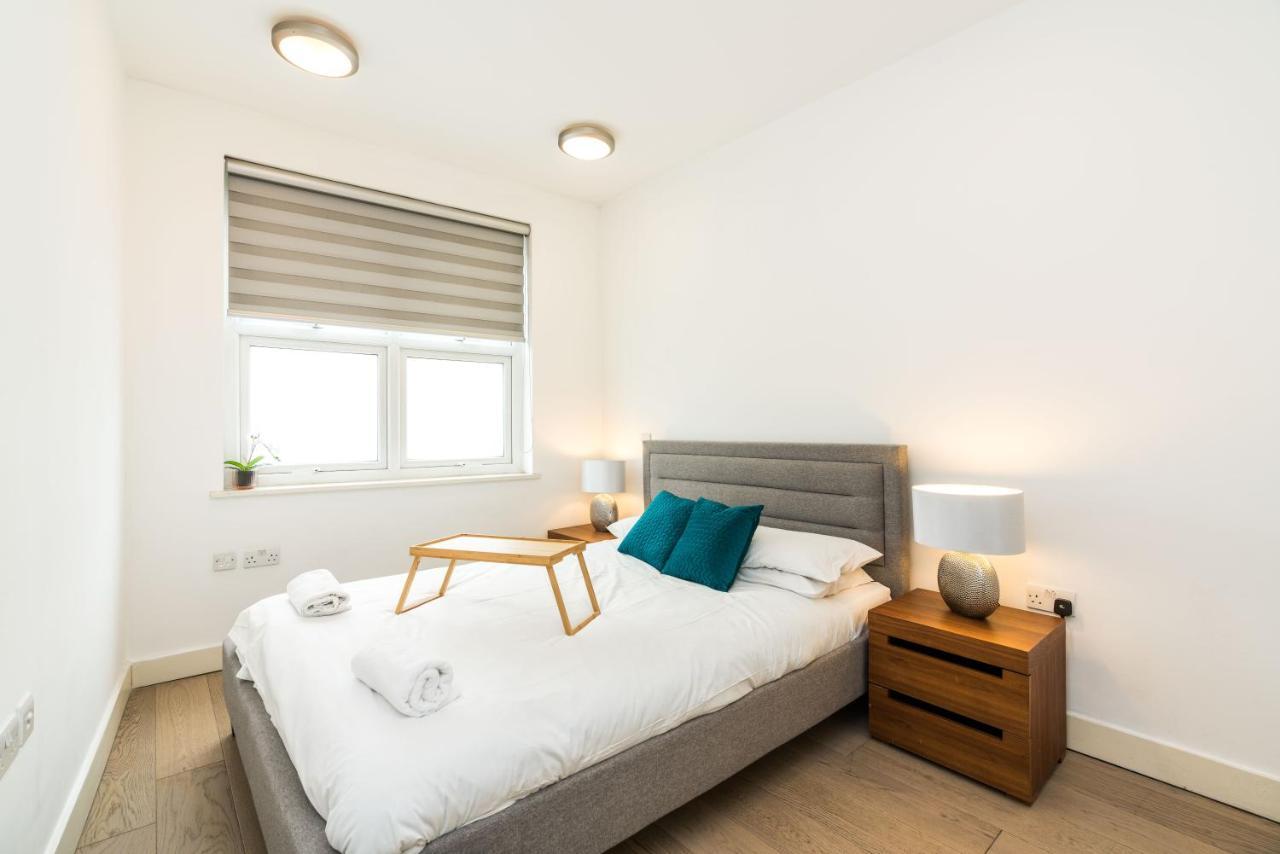 Spacious 2 Bedroom / Earls Court / Kensington Londra Exterior foto